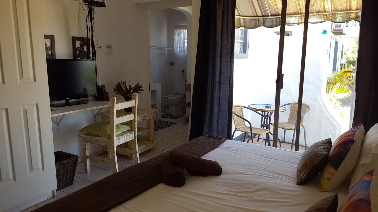 Old N New Bed & Breakfast Umhlanga Rocks Εξωτερικό φωτογραφία